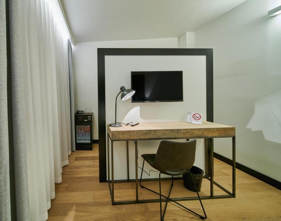 Hotel Antik, Praha – interiér s nábytkem GS Furniture, foto 3
