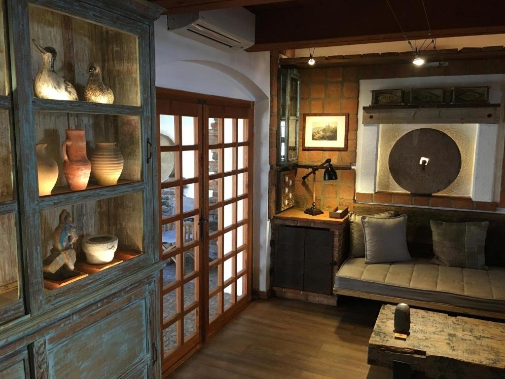 Romantik hotel U Raka, Praha – interiér s nábytkem GS Furniture, foto 8